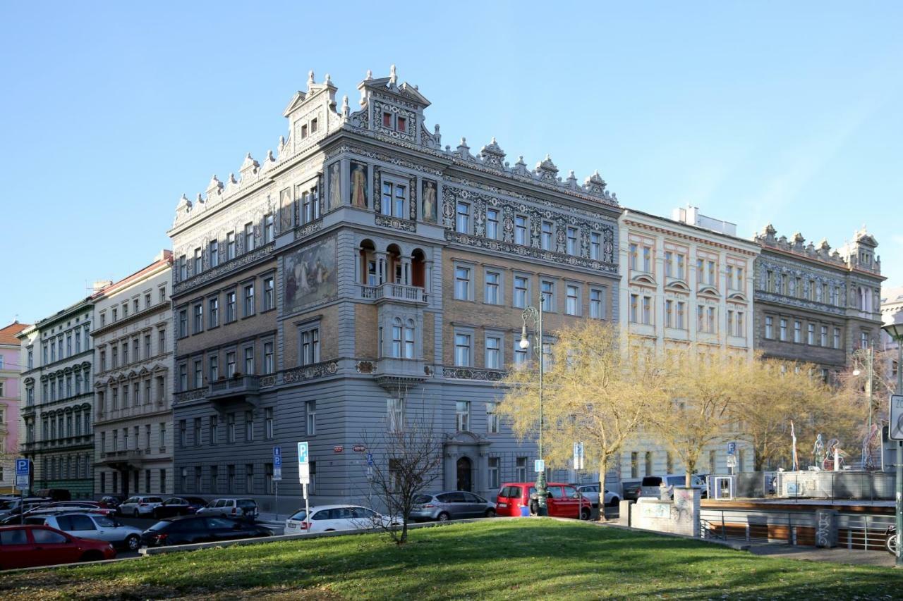 Apartman Dalia Janáčkovo nábřeží Praga Exterior foto